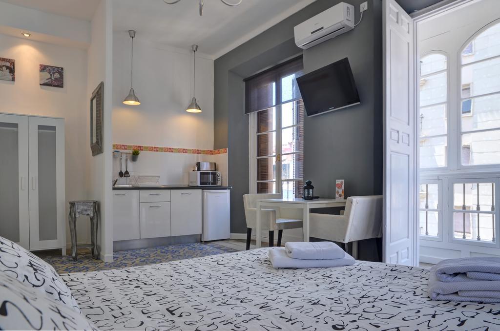 Apartamentos Gold Malaga Ruang foto